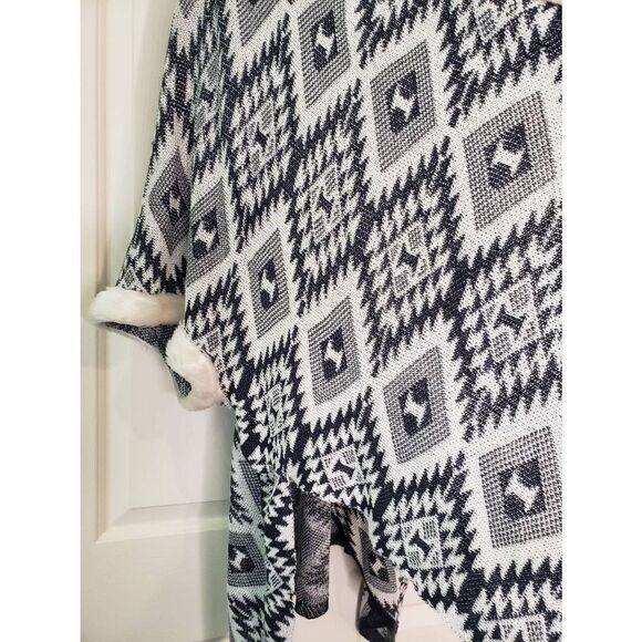 Pinkalicious Sweater - Picture 4 of 7